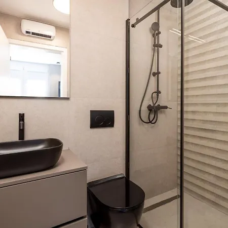 Lejlighed Penkala 3 *